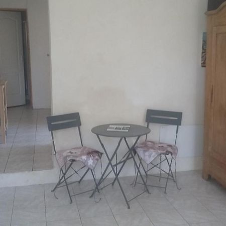 Appartement Dans Hameau Provencal Allauch Buitenkant foto
