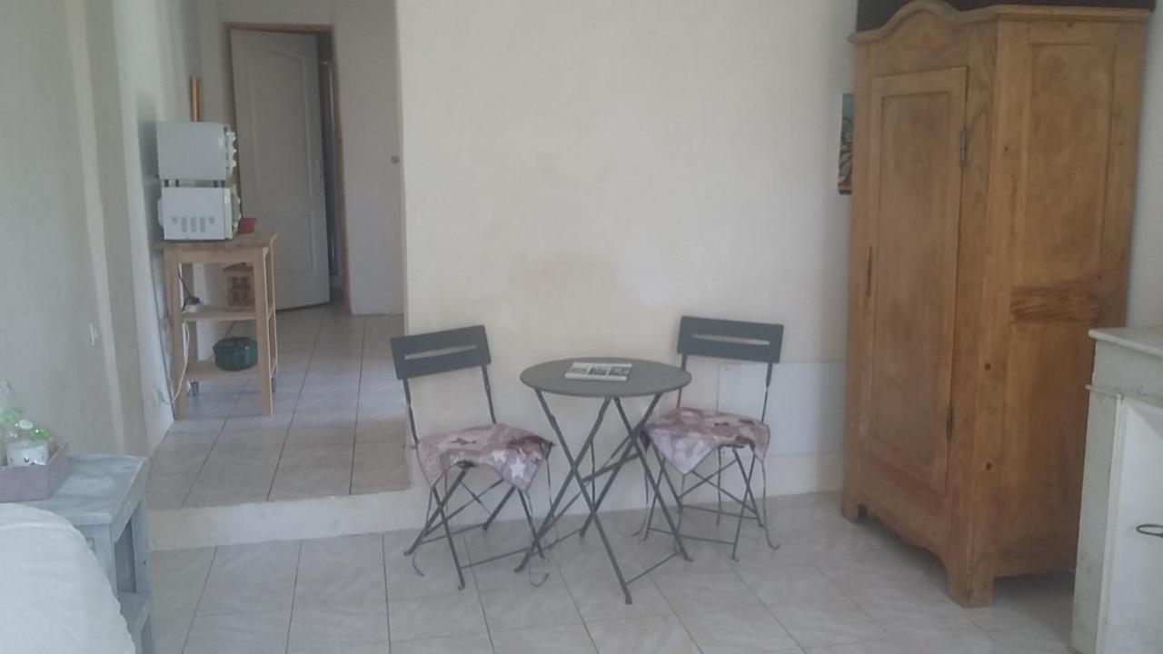 Appartement Dans Hameau Provencal Allauch Buitenkant foto